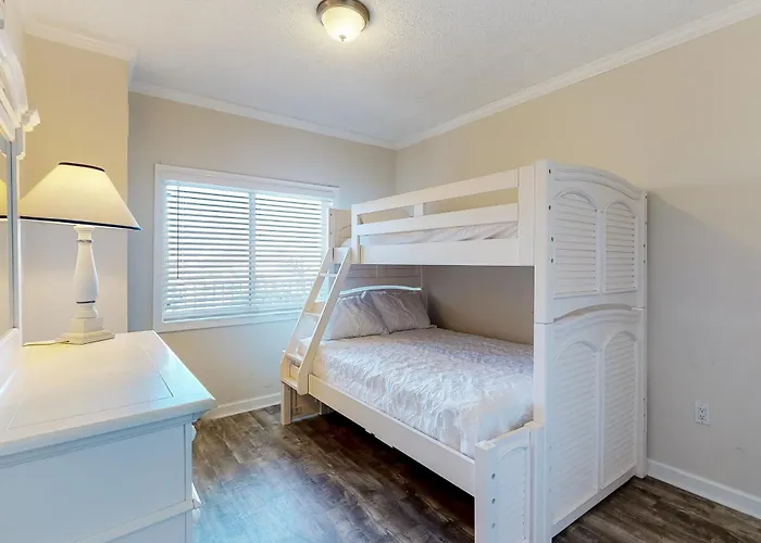 Ocean Break 109 Apartment