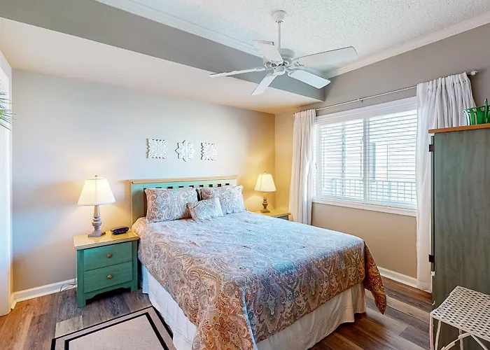 Ocean Break 109 Apartment *
